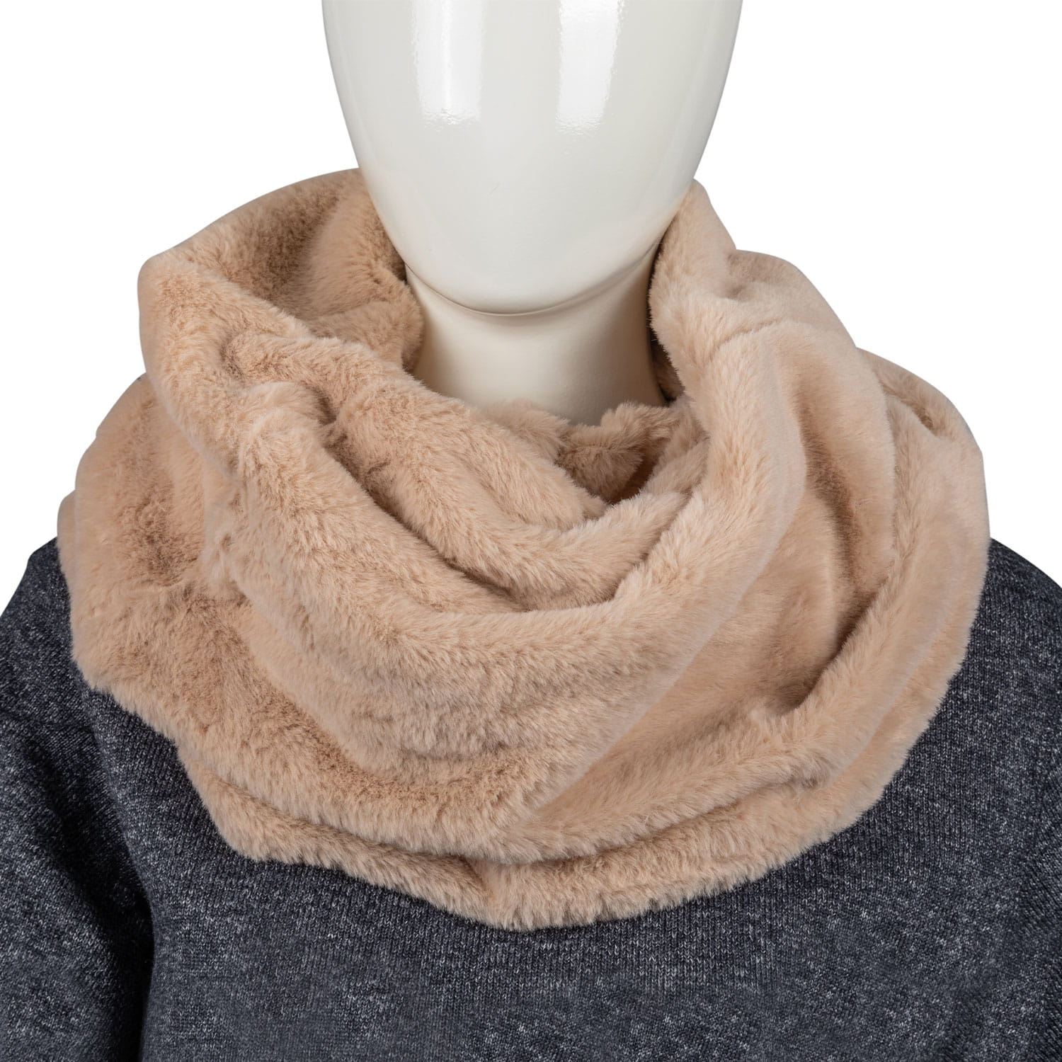 Woman neck warmer