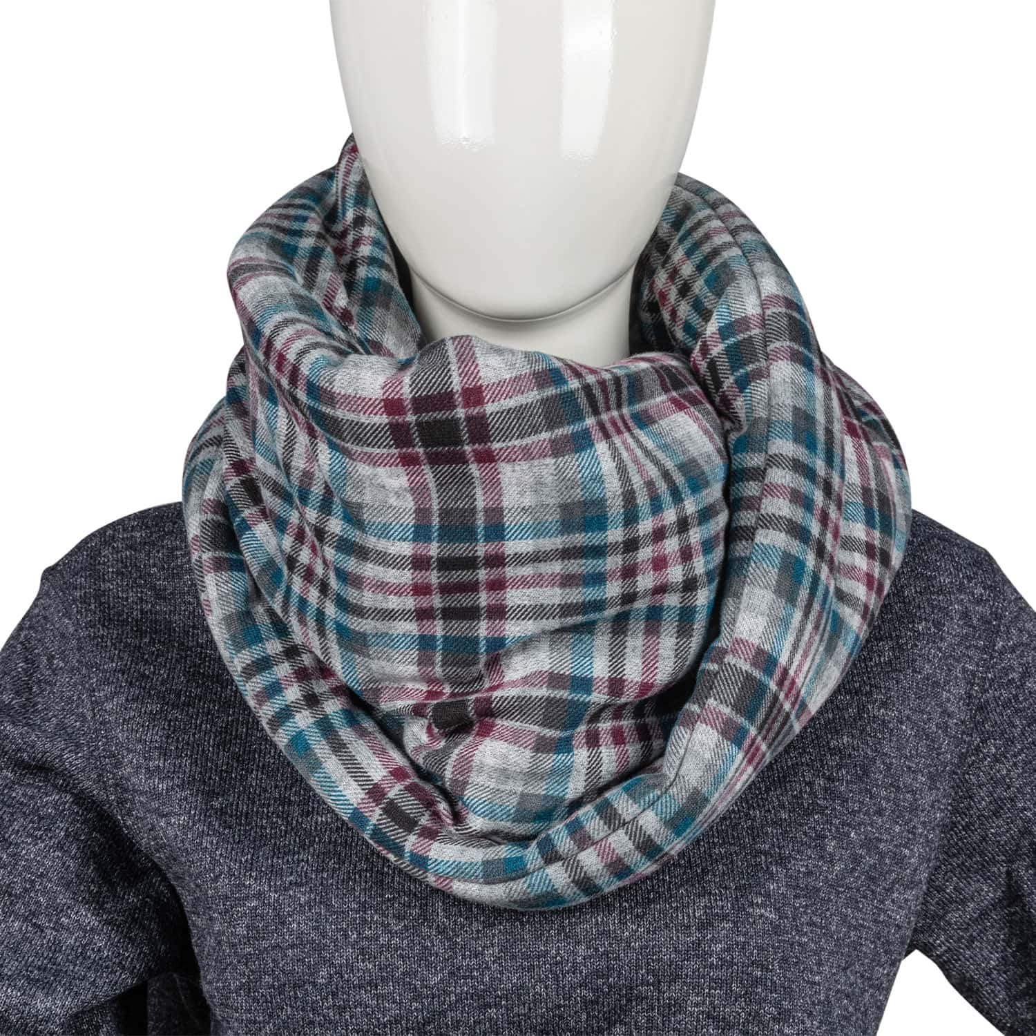 Woman neck warmer